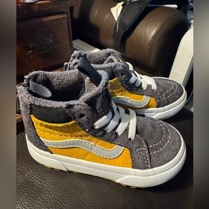 Toddler MTE vans size 6 yellow, gray, high tops zipper